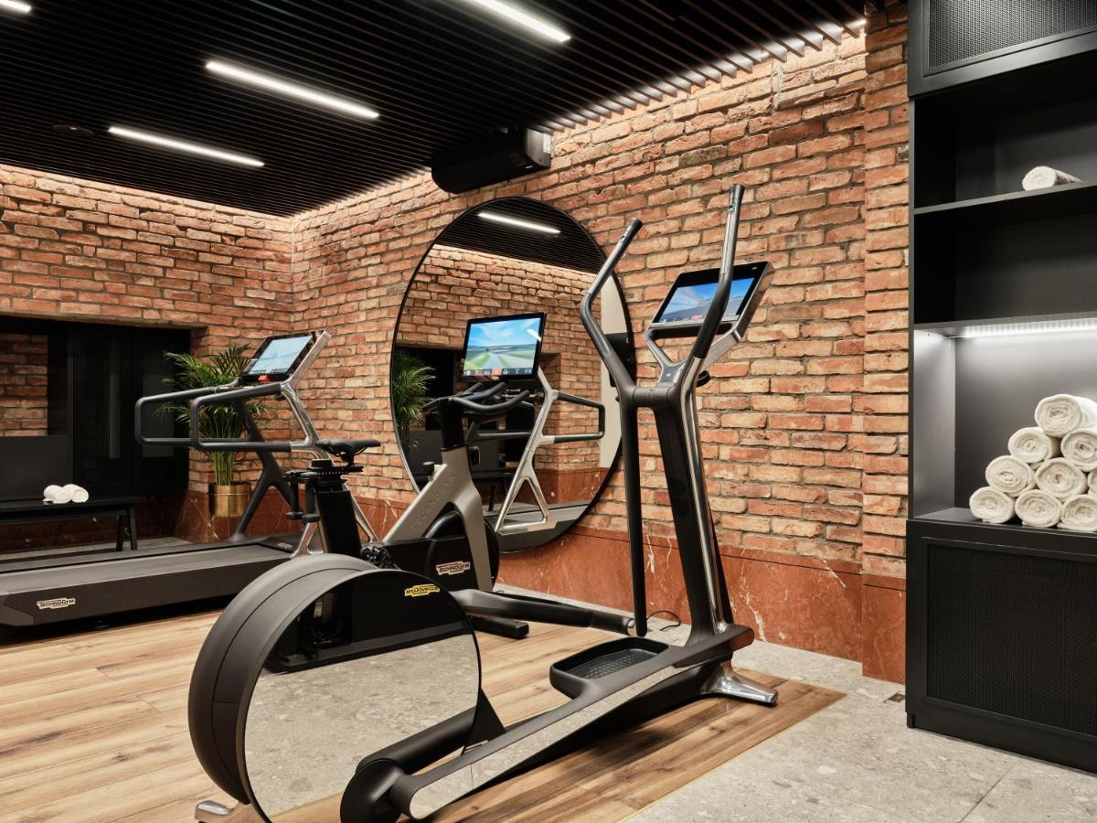 Hotel Altus Palace - Destigo Hotels Breslávia Exterior foto CrossFit equipment