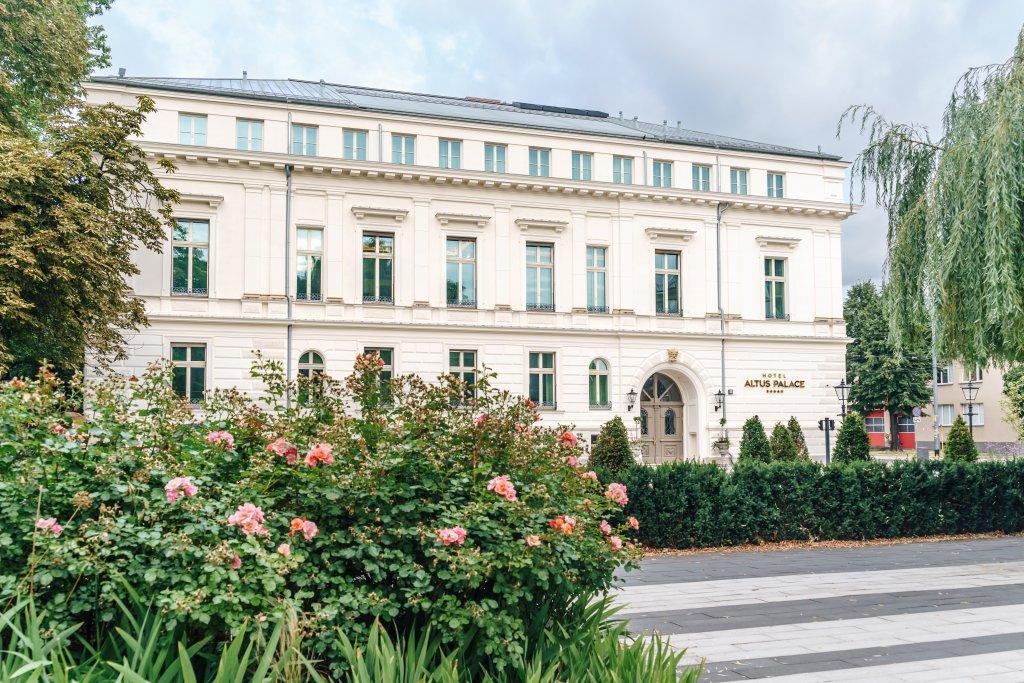Hotel Altus Palace - Destigo Hotels Breslávia Exterior foto The main building of the university