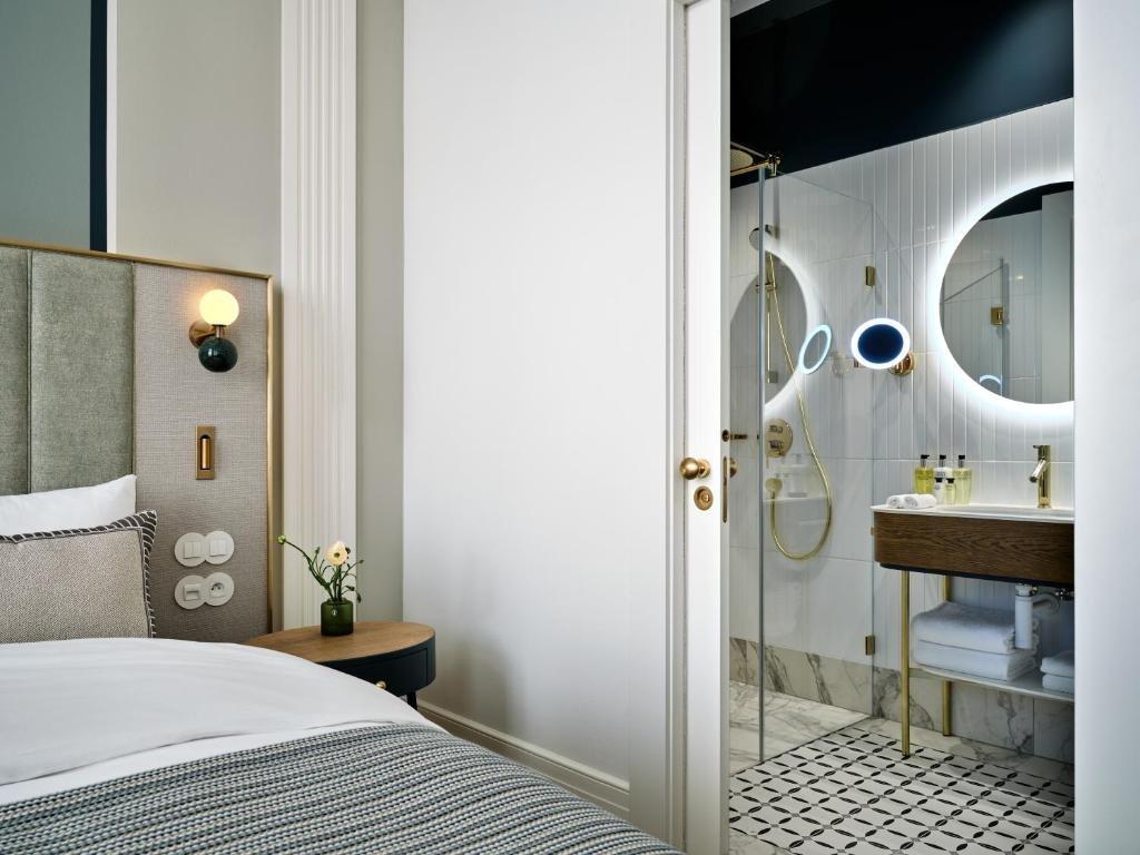 Hotel Altus Palace - Destigo Hotels Breslávia Exterior foto A room at the hotel